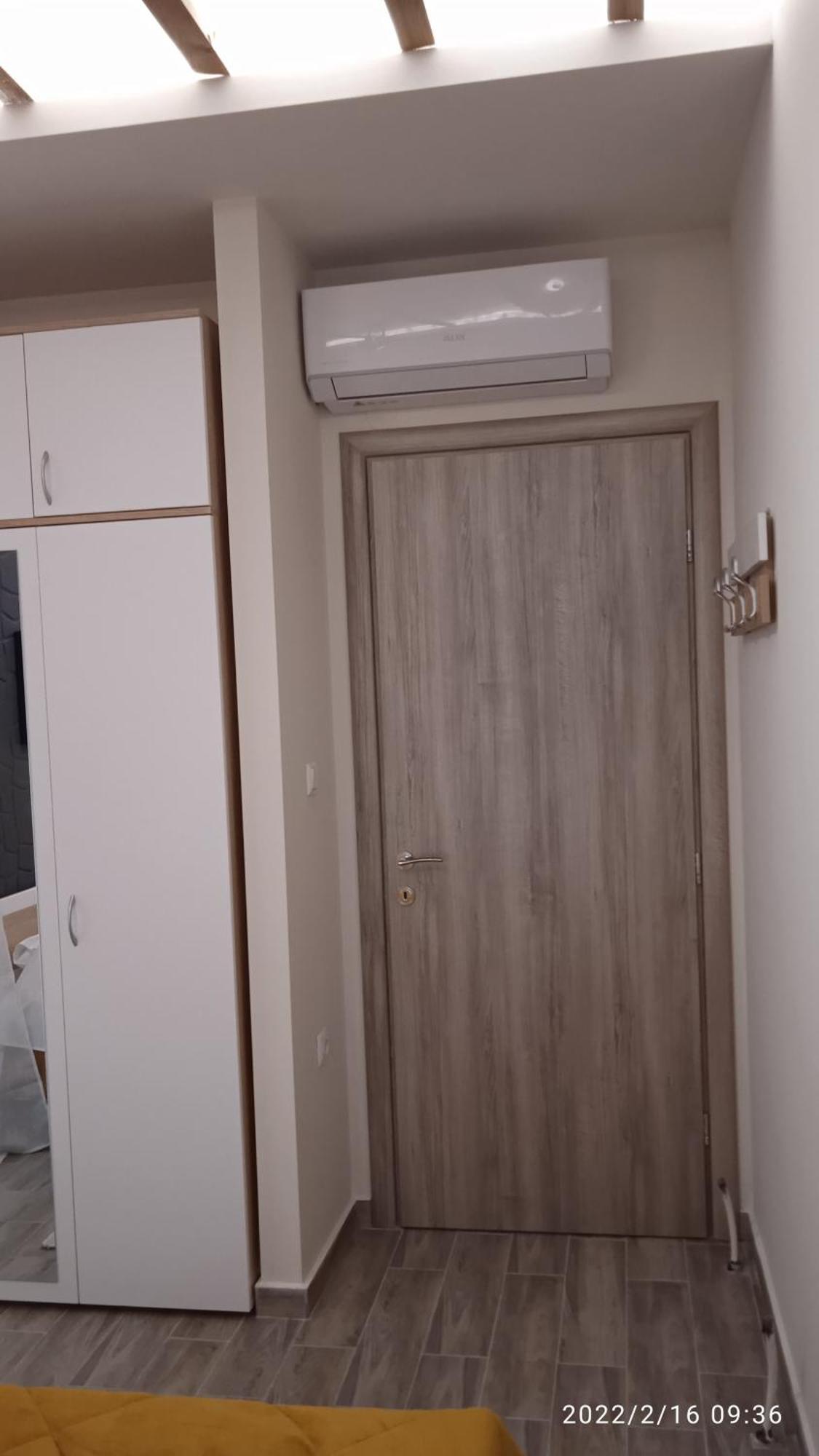 Lusso Apartment - City Center 韦里亚 外观 照片